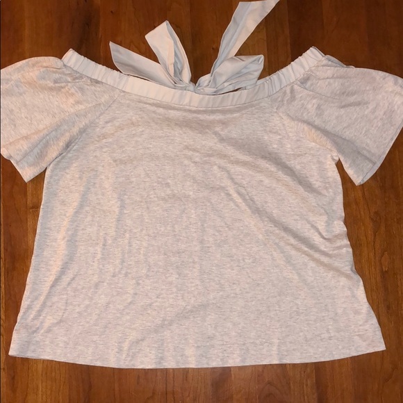 Banana Republic Tops - Banana Republic grey off the shoulder top with bow